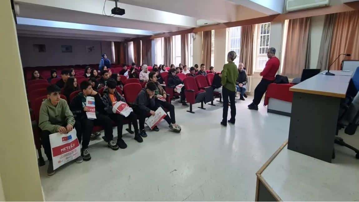 ADANA / Seyhan- Şehit Halit Yaşar Mine Ortaokulu 8. Sınıf öğrencileri Mesleki Tanıtım ve Yönlendirme çalışmaları