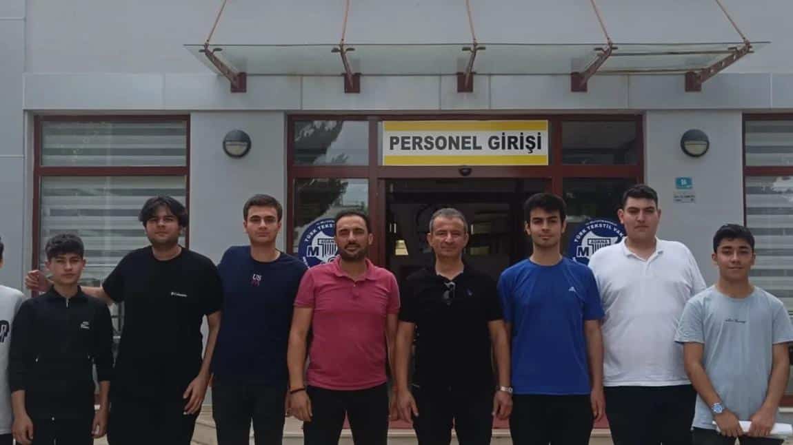 Yenilenebilir Enerji Teknolojileri Alanı öğrencileri Türk Tekstil Vakfı MTAL Endüstriyel otomasyon sistemleri alanını ziyaret ettiler